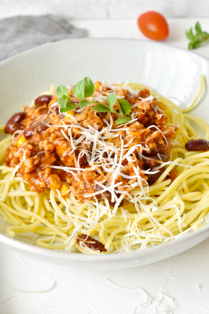 Bolognese Spaghetti with Bean and Corn