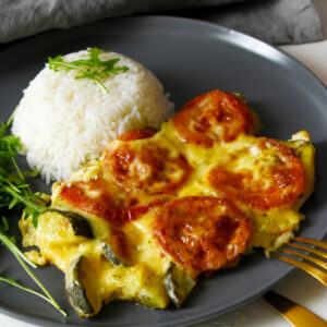 Csirkemell zöldfűszeres sajtkrémmel