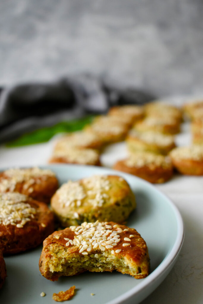 medvehagymás juhtúrós pogácsa