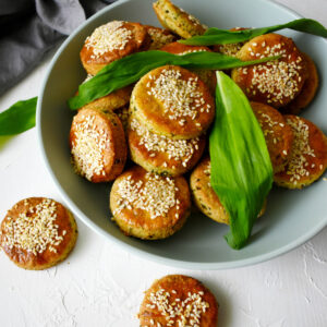 medvehagymás juhtúrós pogácsa