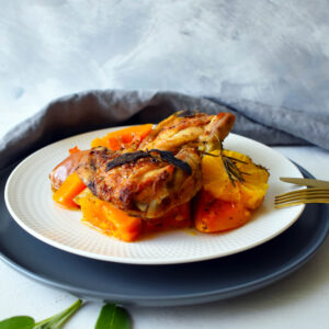 csirkecomb almával és sütőtökkel