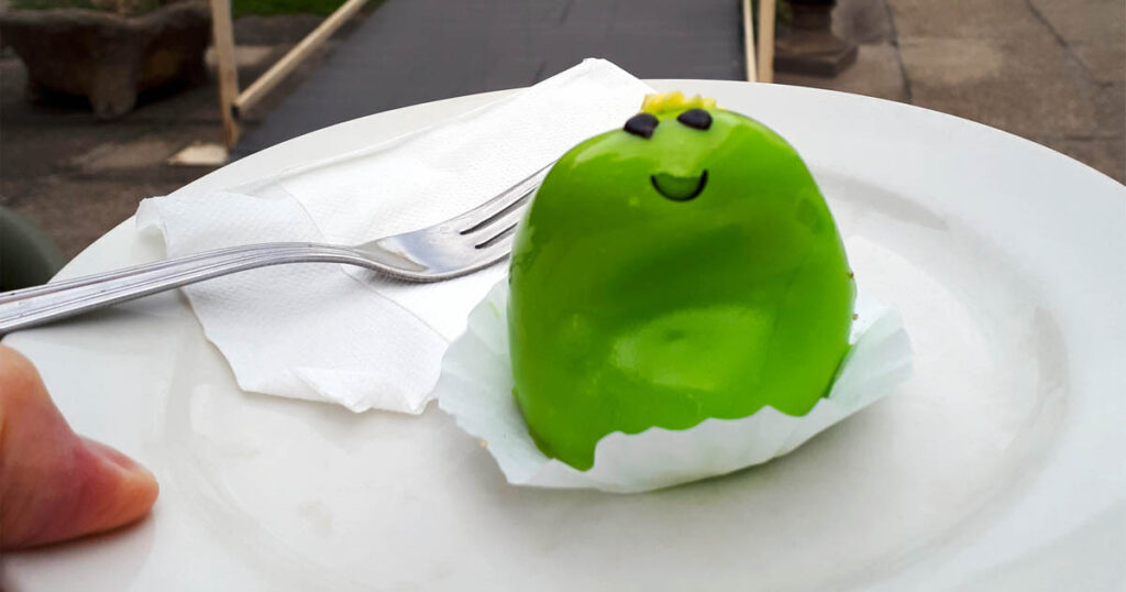 az egri béka története