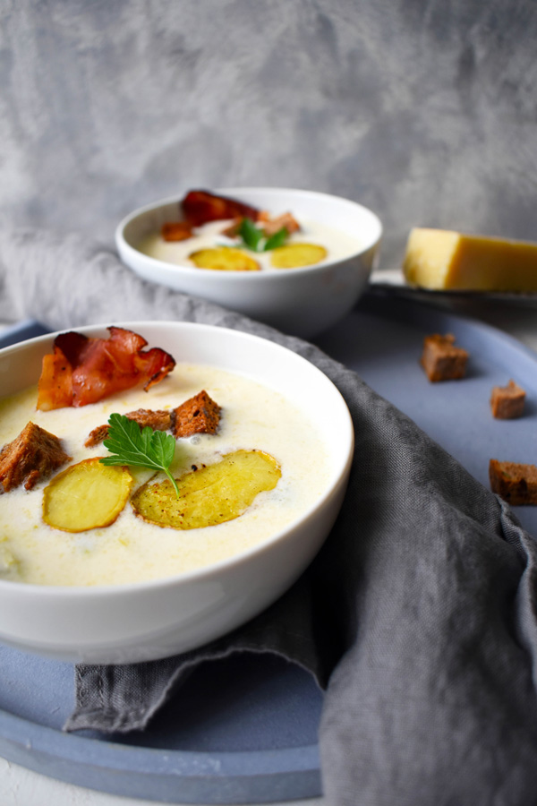 póréhagymaleves krumplival