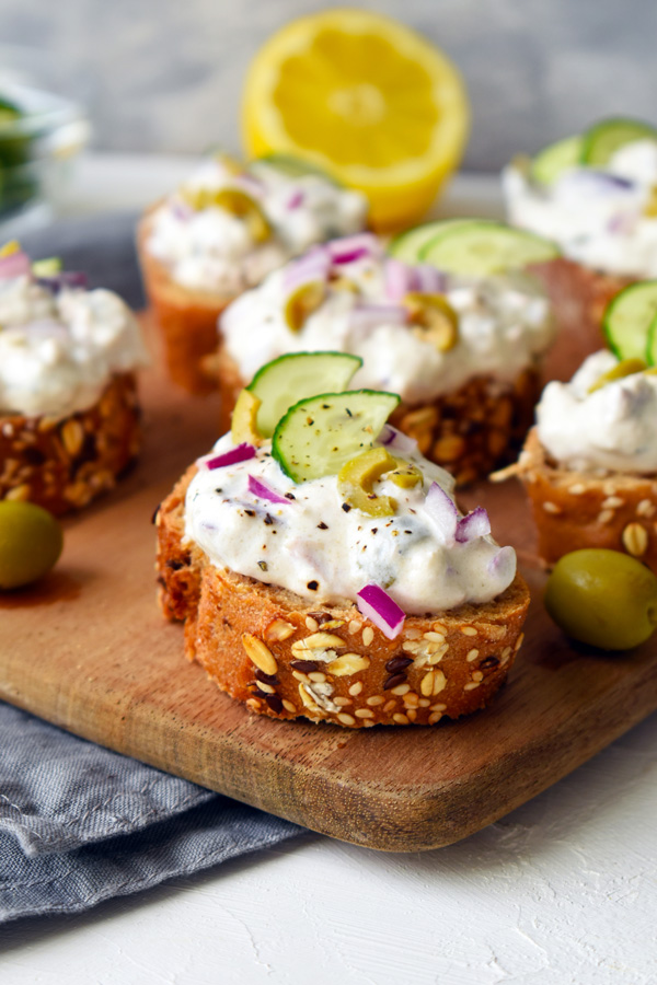 Tonhalkrémes szendvics