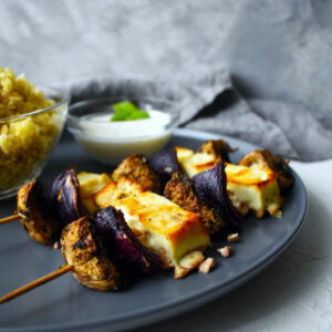 Feta és gomba saslik sütőben sütve