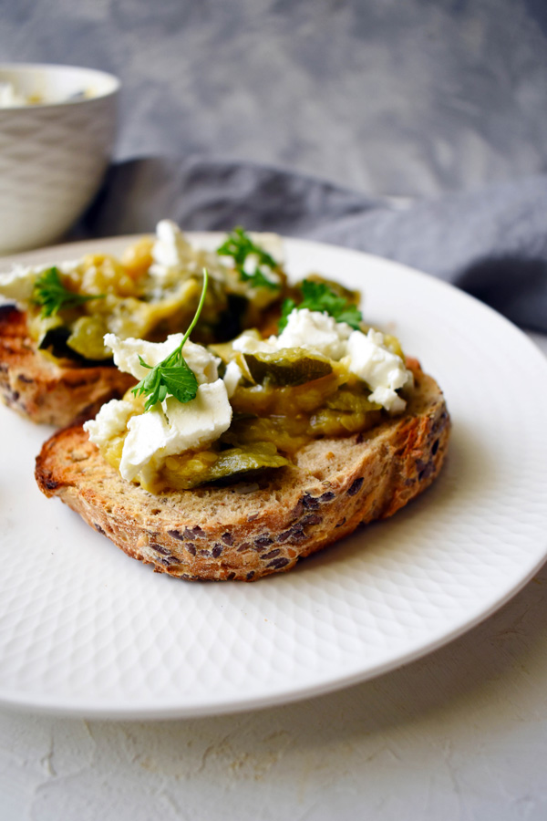 zucchini spread with toast