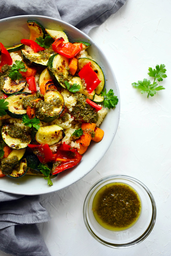 grillezett zöldségek és chimichurri szósszal