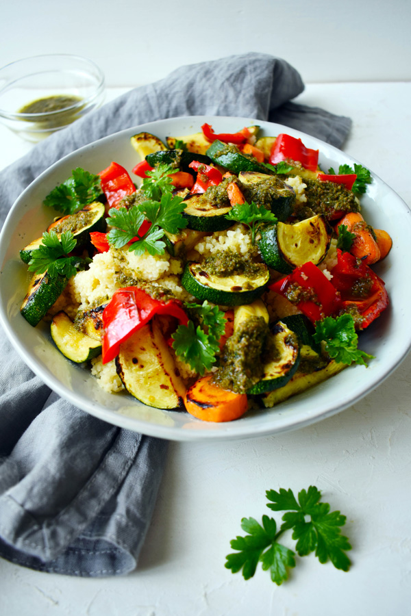 Kuszkusz saláta grillezett zöldségekkel