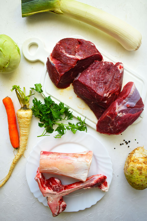 Ingredients for beef broth