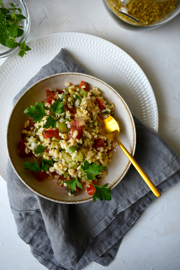 tabbouleh (bulgur salad)
