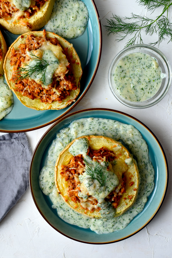 Stuffed squash with minced meat and dill sauce