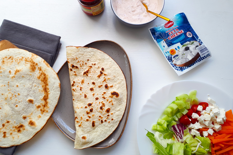 making tortilla rolls