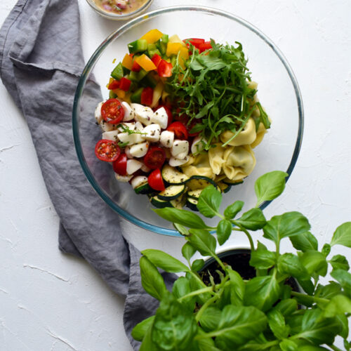 nyári saláta tésztával